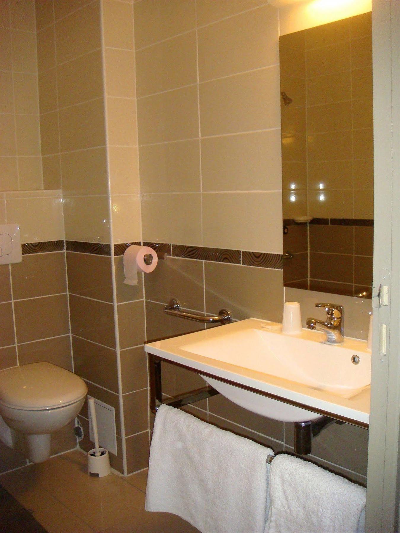 Hotel De L'Ariana Marsiglia Esterno foto