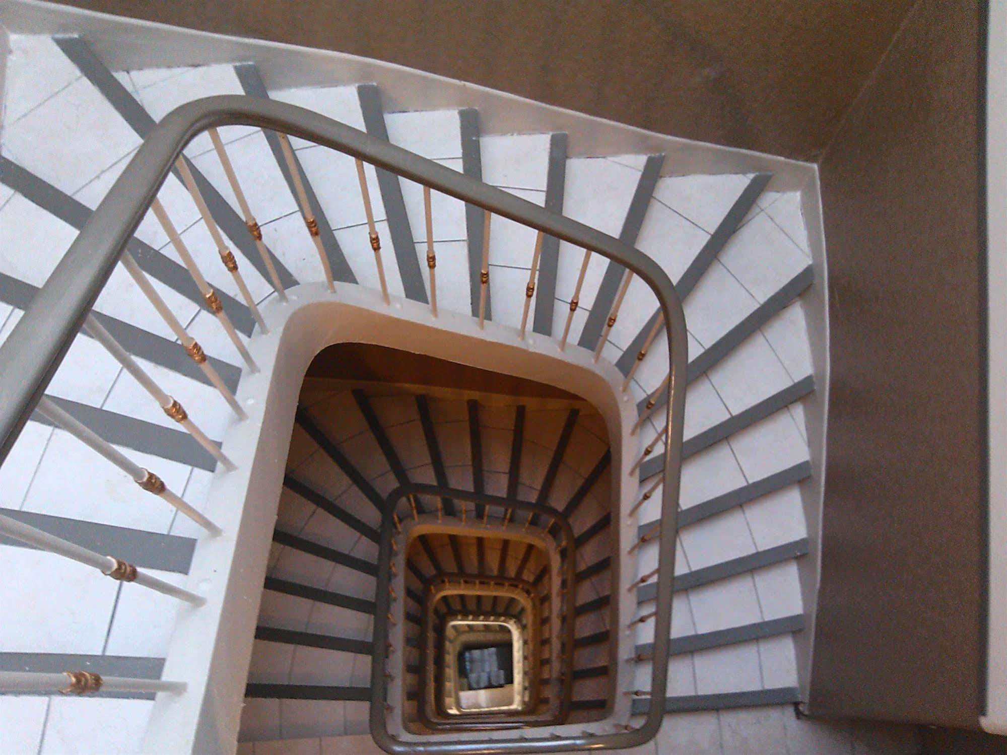 Hotel De L'Ariana Marsiglia Esterno foto